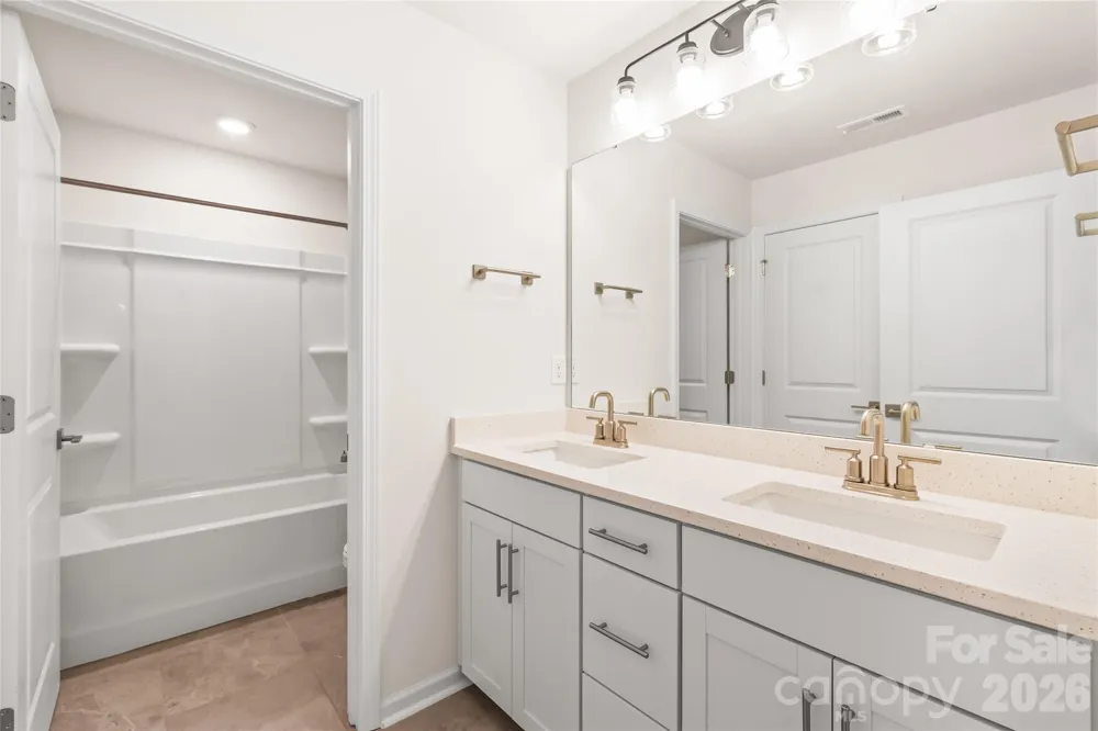 5703 Casper Drive Charlotte, NC 28214