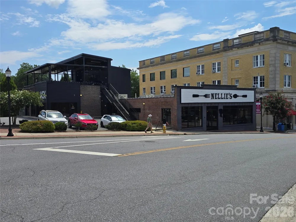 5703 Casper Drive Charlotte, NC 28214
