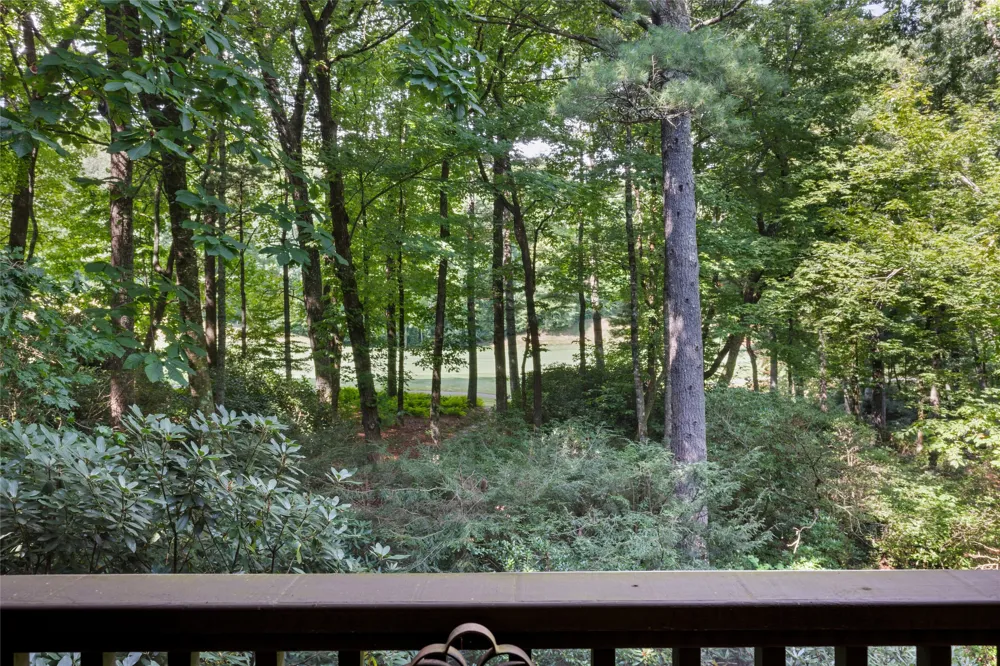 575 Seminole Way Lake Toxaway, NC 28747