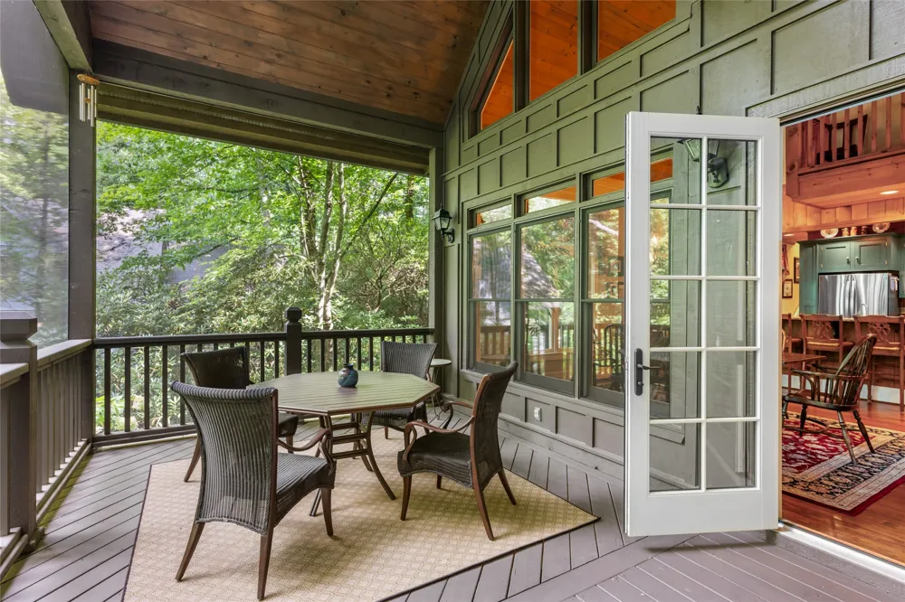 575 Seminole Way Lake Toxaway, NC 28747