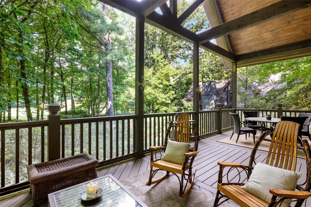 575 Seminole Way Lake Toxaway, NC 28747