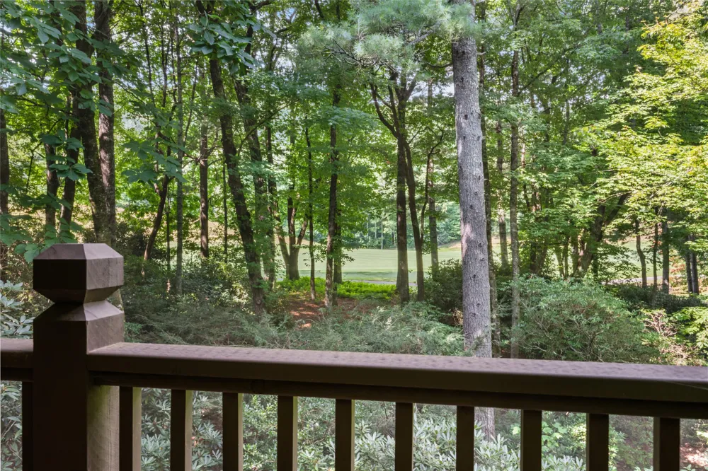 575 Seminole Way Lake Toxaway, NC 28747