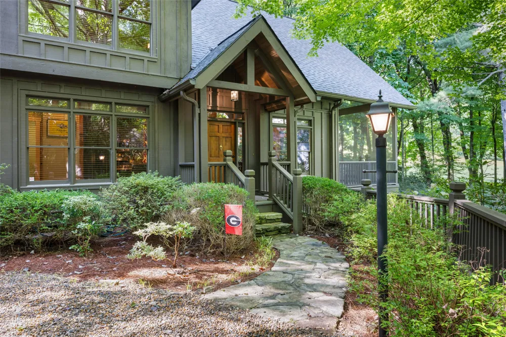 575 Seminole Way Lake Toxaway, NC 28747