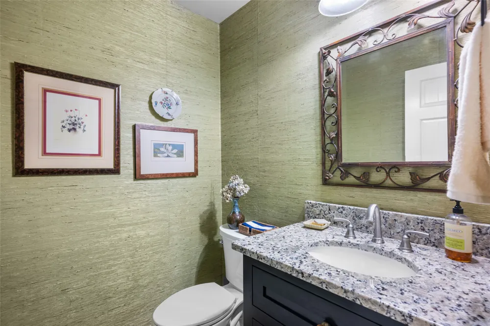 575 Seminole Way Lake Toxaway, NC 28747
