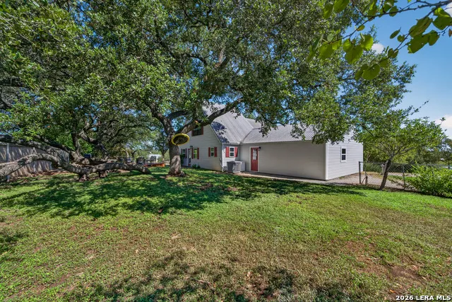 3030 Oak Hollow Dr New Braunfels, TX 78132