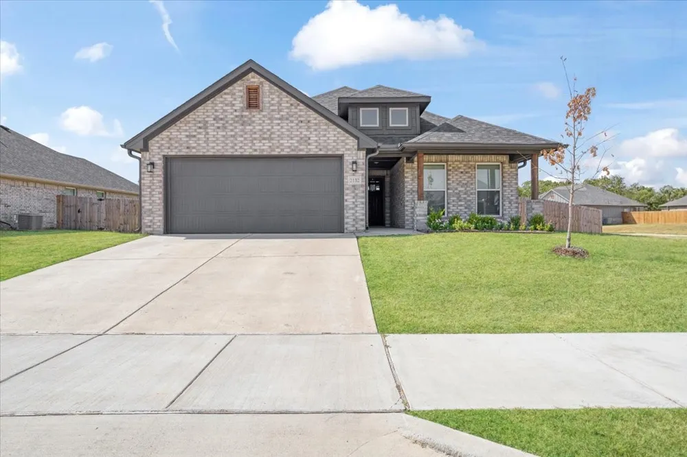 2132 Gabriel Drive Sherman, TX 75092