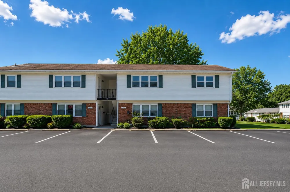 72-D Haven Drive #500 Old Bridge, NJ 07747