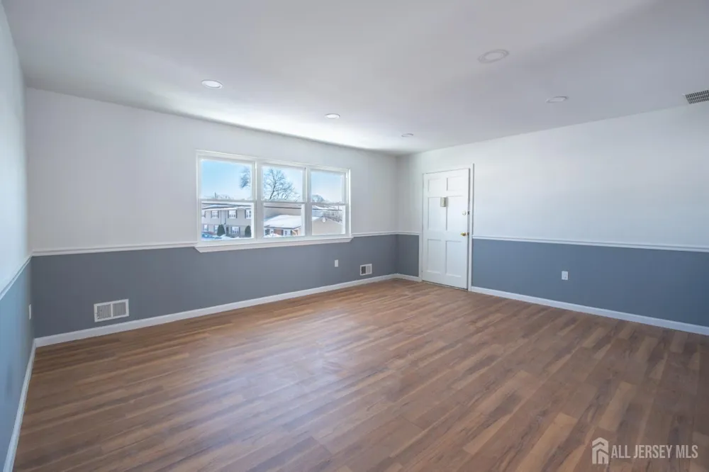 72-D Haven Drive #500 Old Bridge, NJ 07747