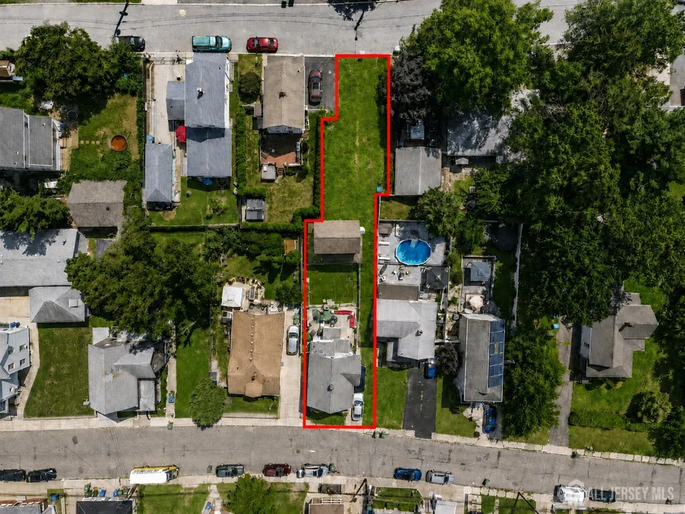 26 Dane Street Sayreville, NJ 08872