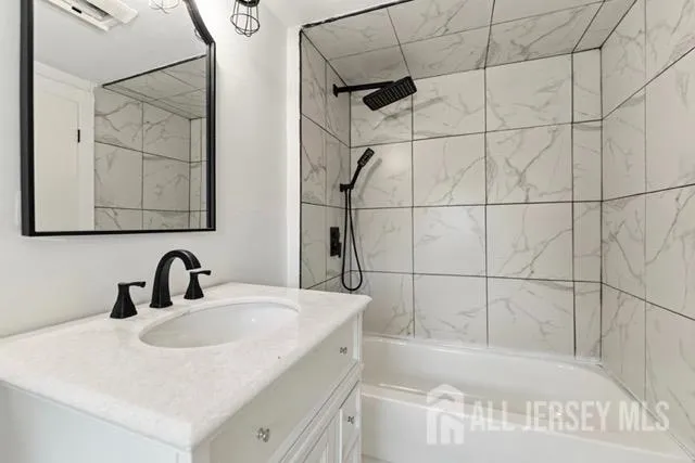26 Dane Street Sayreville, NJ 08872