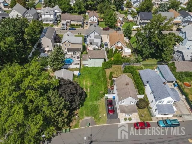 26 Dane Street Sayreville, NJ 08872