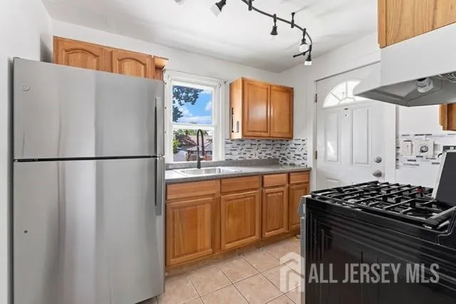 26 Dane Street Sayreville, NJ 08872