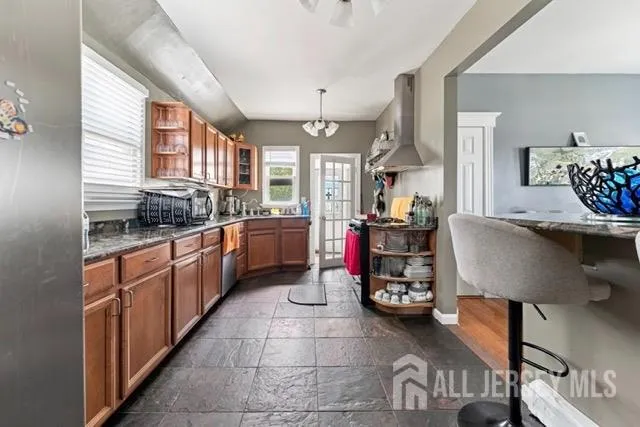 26 Dane Street Sayreville, NJ 08872