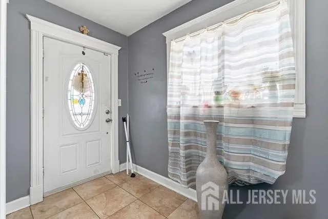 26 Dane Street Sayreville, NJ 08872