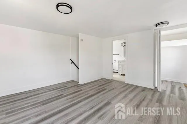 26 Dane Street Sayreville, NJ 08872