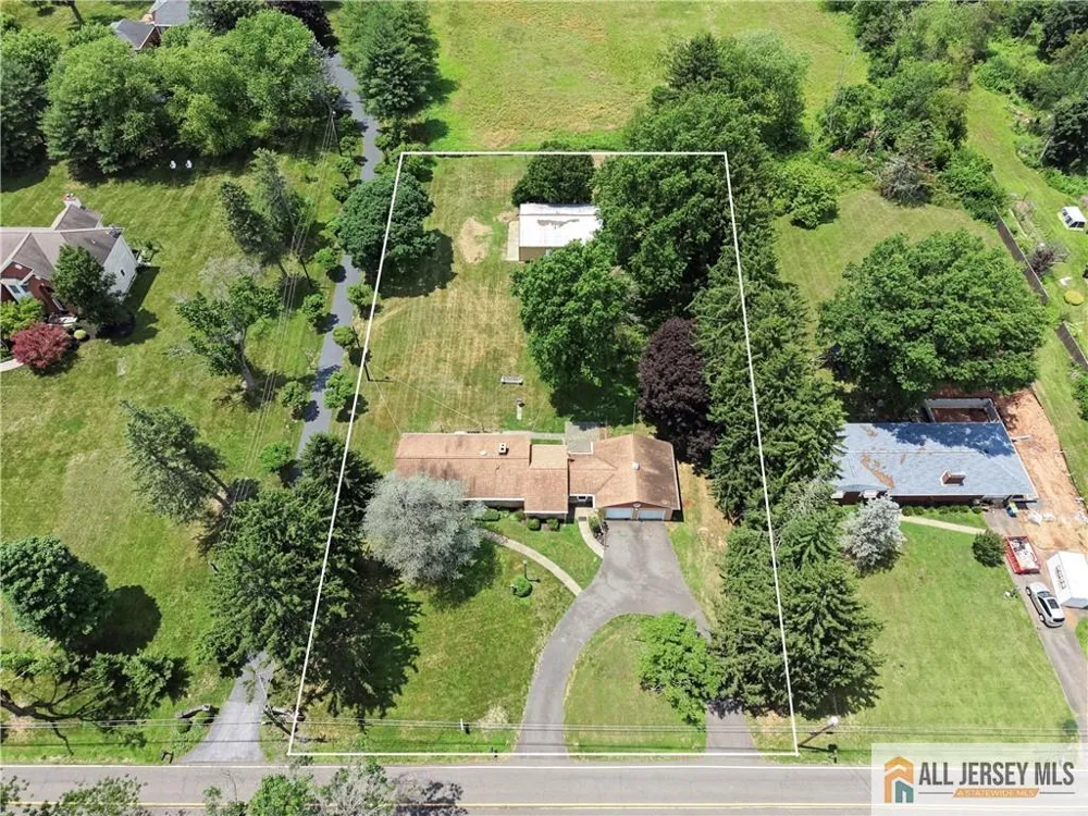 44 Burnt Hill Road Montgomery, NJ 08558