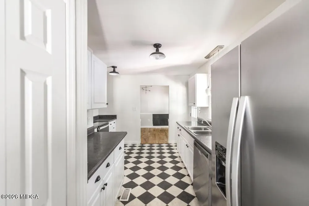 1345 Lancelot Lane Macon, GA 31220