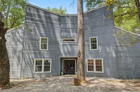 3732 Summer Lane