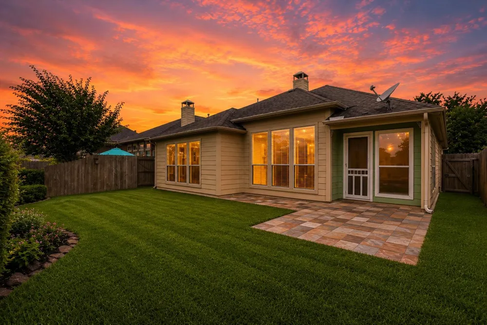 3109 Summerstorm Lane League City, TX 77573