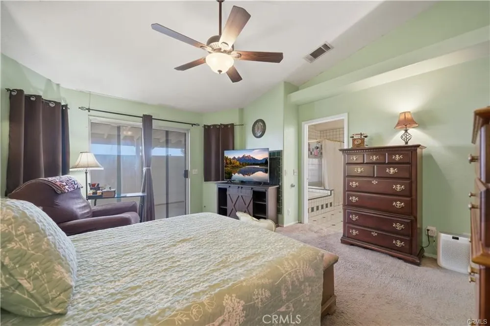 12035 Barbet Phelan, CA 92371