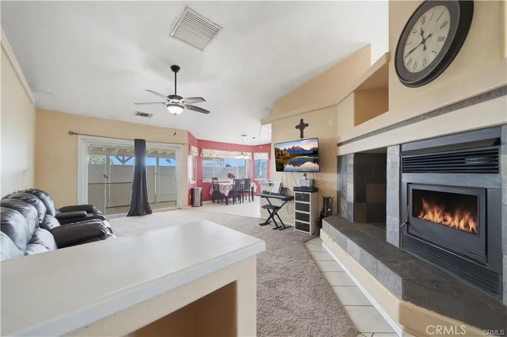 12035 Barbet Phelan, CA 92371