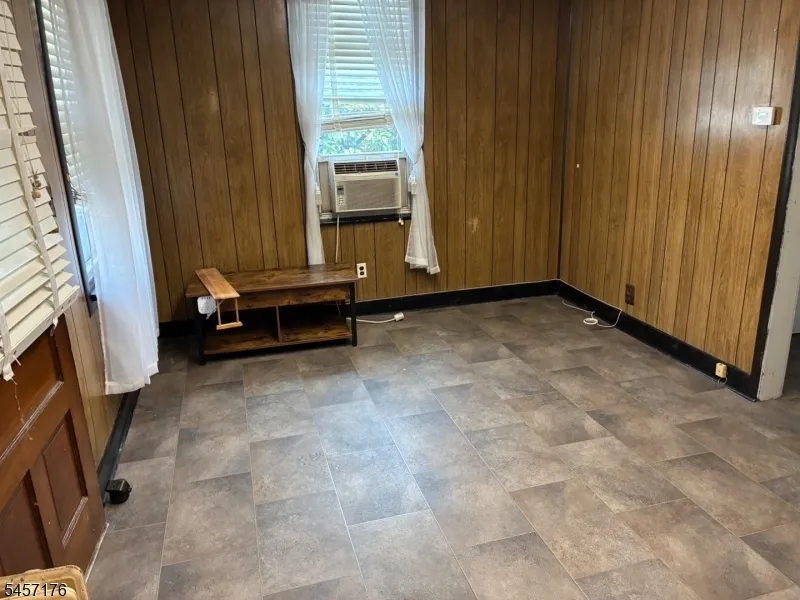 46 Lake St Belleville, NJ 07109
