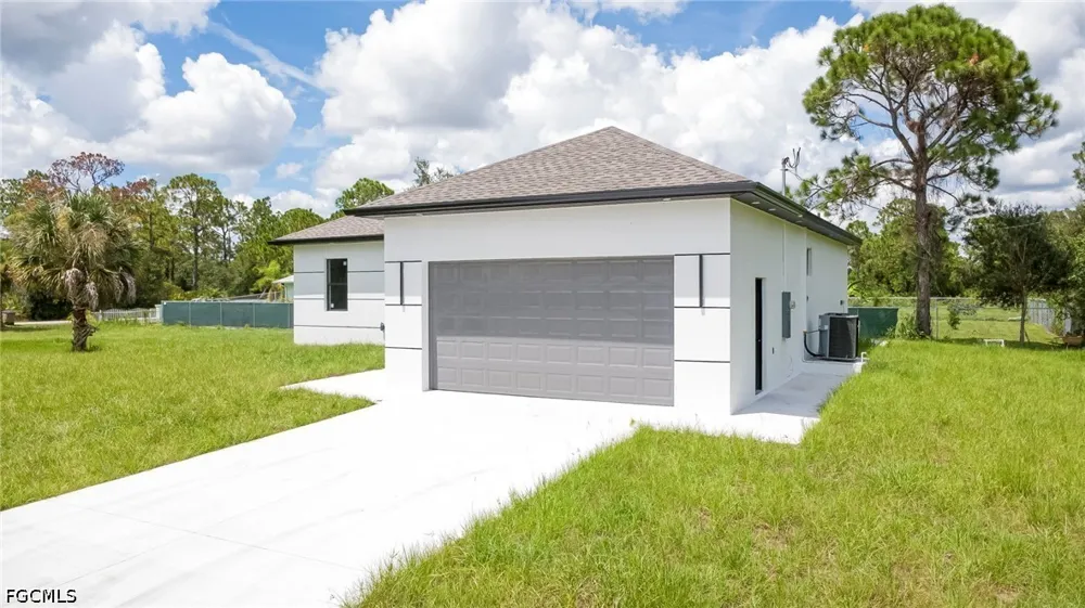 W 11th Street Lehigh Acres, FL 33972