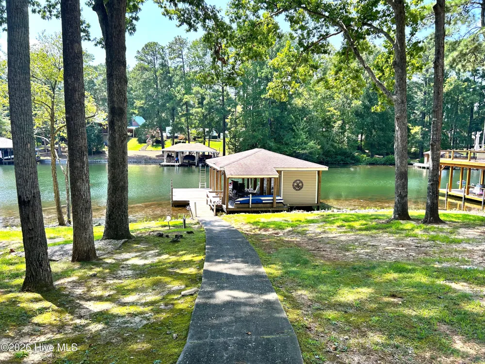 180 Northern Cove Drive Littleton, NC 27850