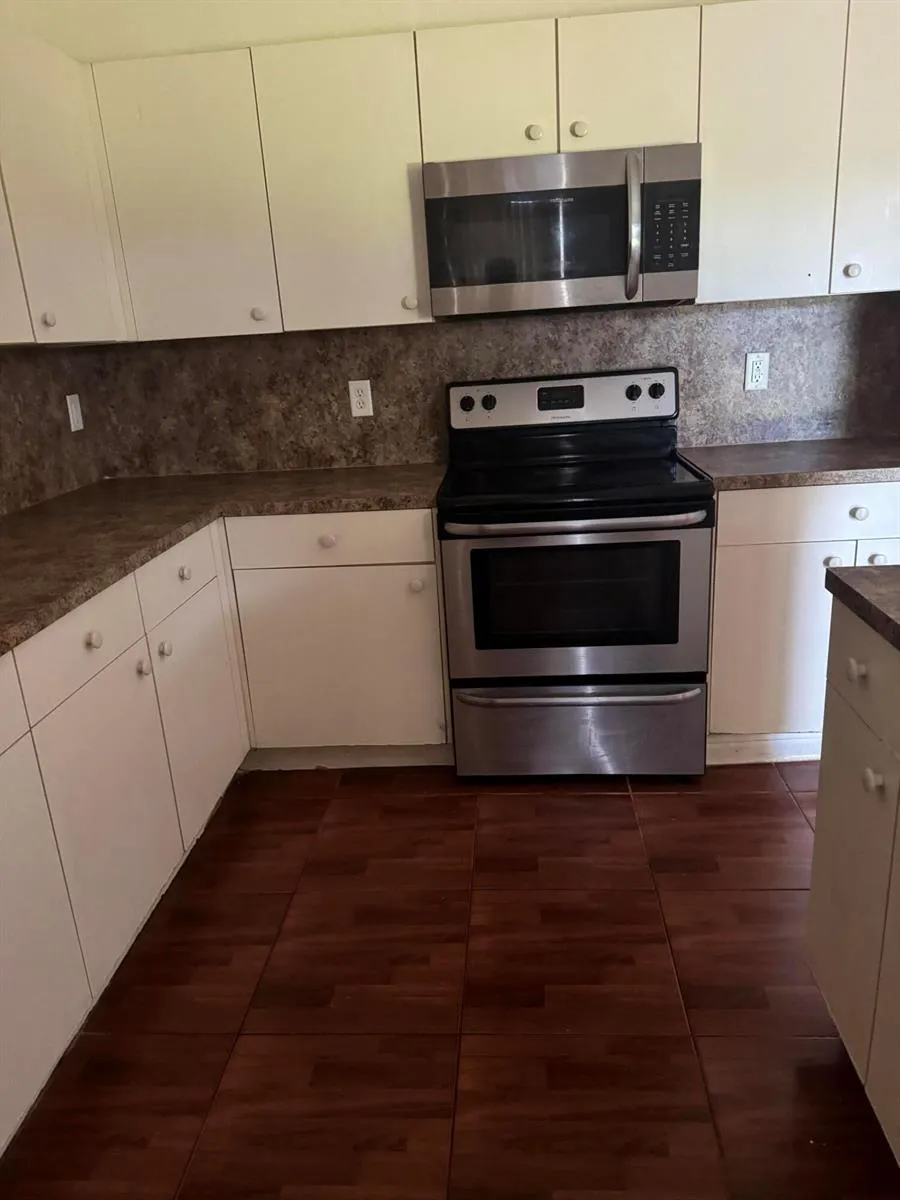 703 SANTA CATALINA CIRCLE #703 North Lauderdale, FL 33068