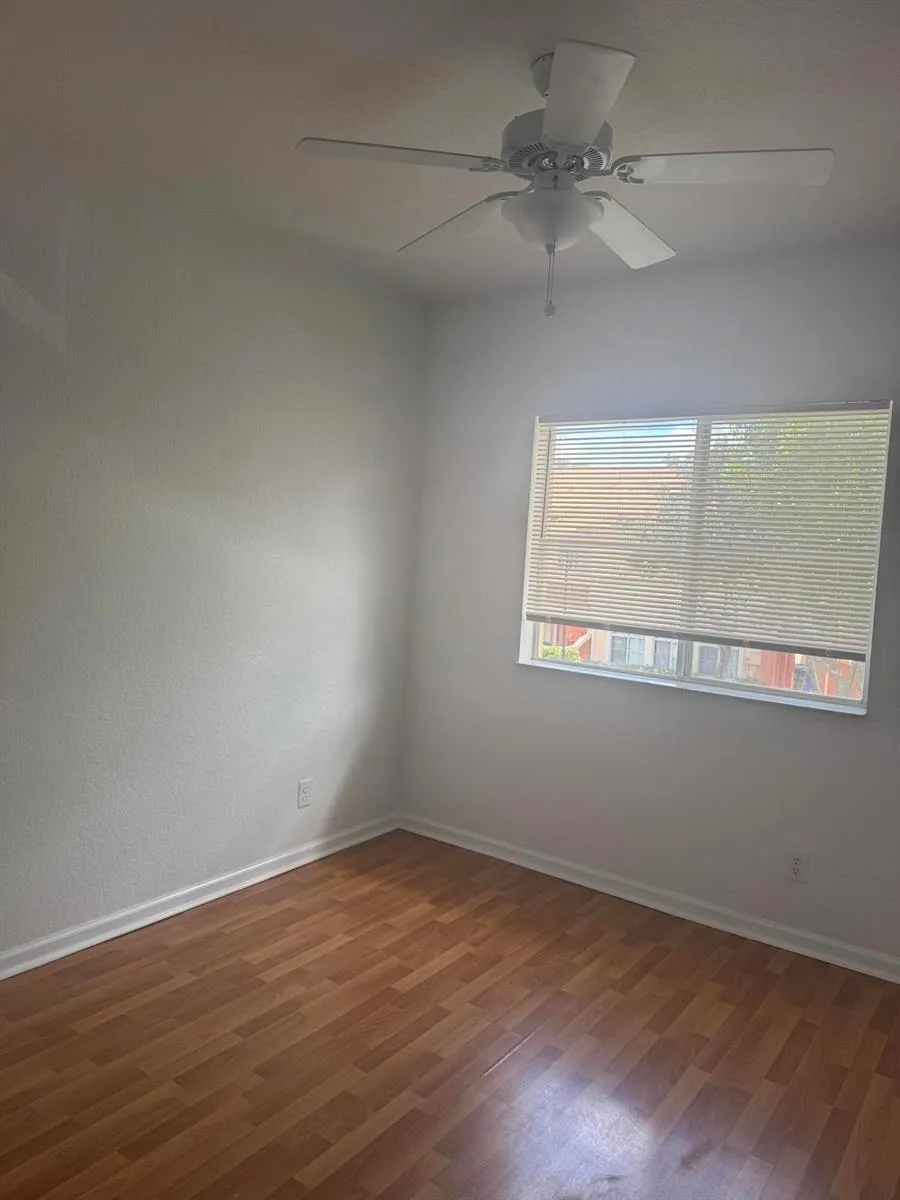 703 SANTA CATALINA CIRCLE #703 North Lauderdale, FL 33068