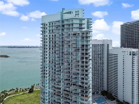 1900 Bayshore Dr #3911