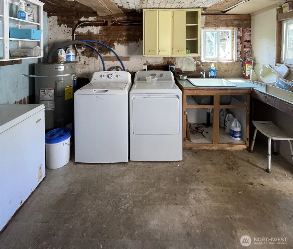 62 Urych Raymond, WA 98577