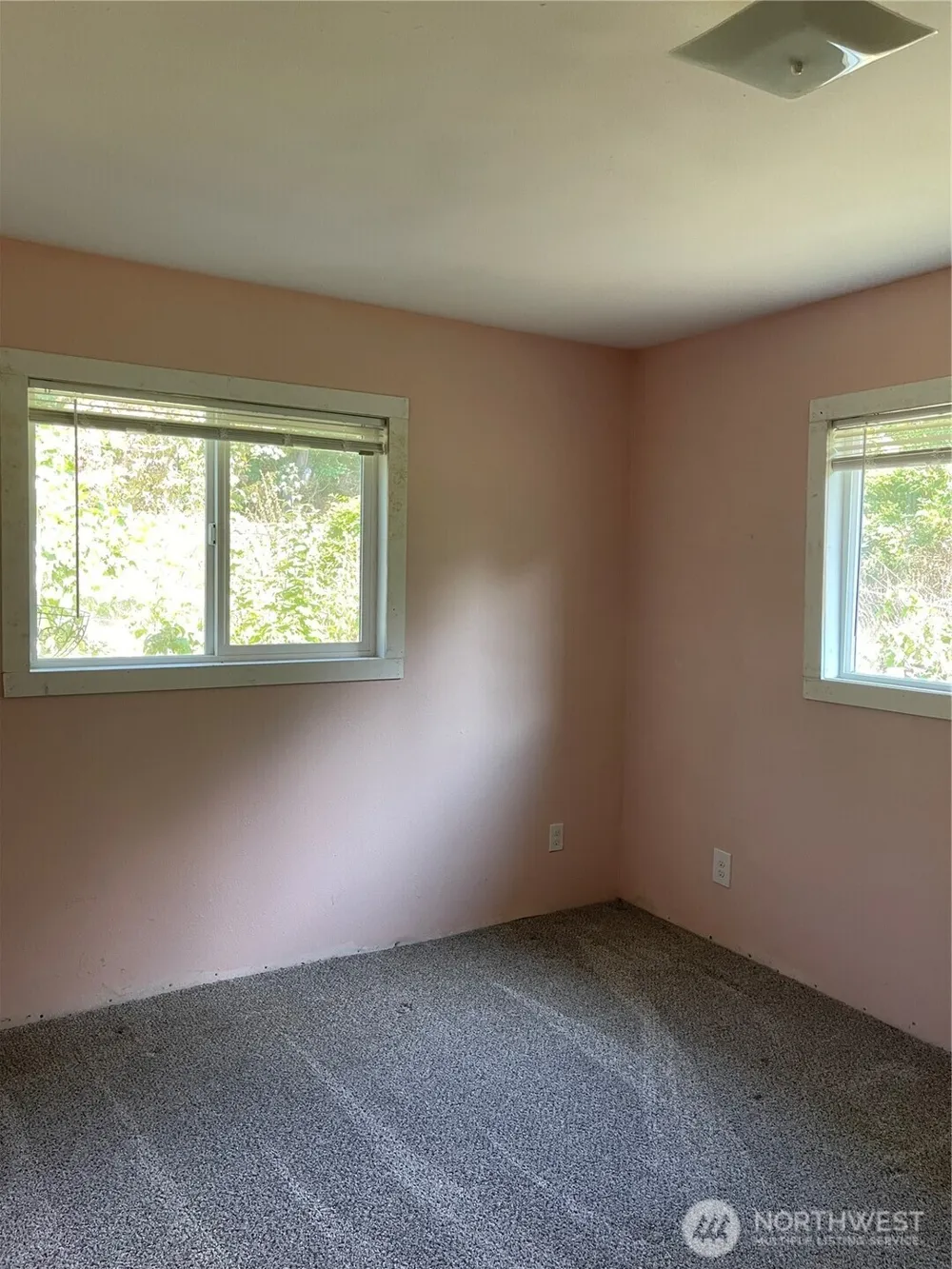 62 Urych Raymond, WA 98577