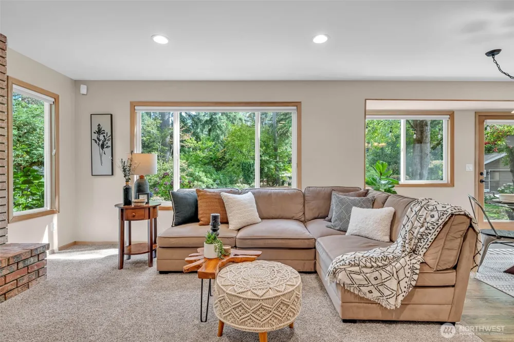 18817 NE 157th Street Woodinville, WA 98072