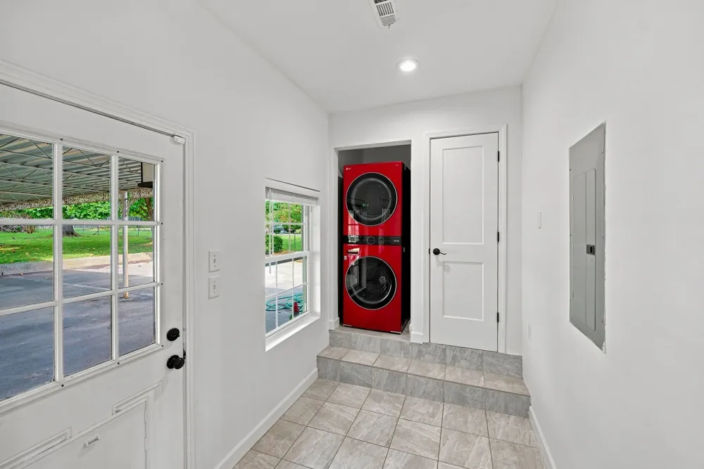 2907 Eastland Ave Nashville, TN 37206