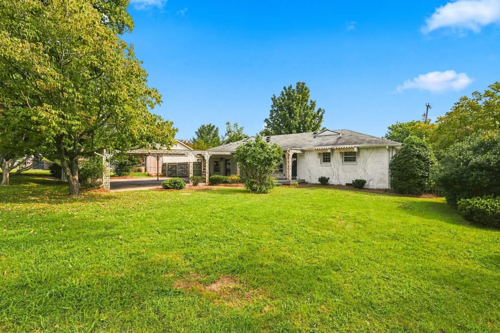 2907 Eastland Ave Nashville, TN 37206