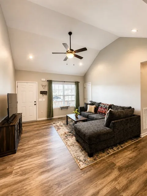 715 Caroline Ct Lewisburg, TN 37091