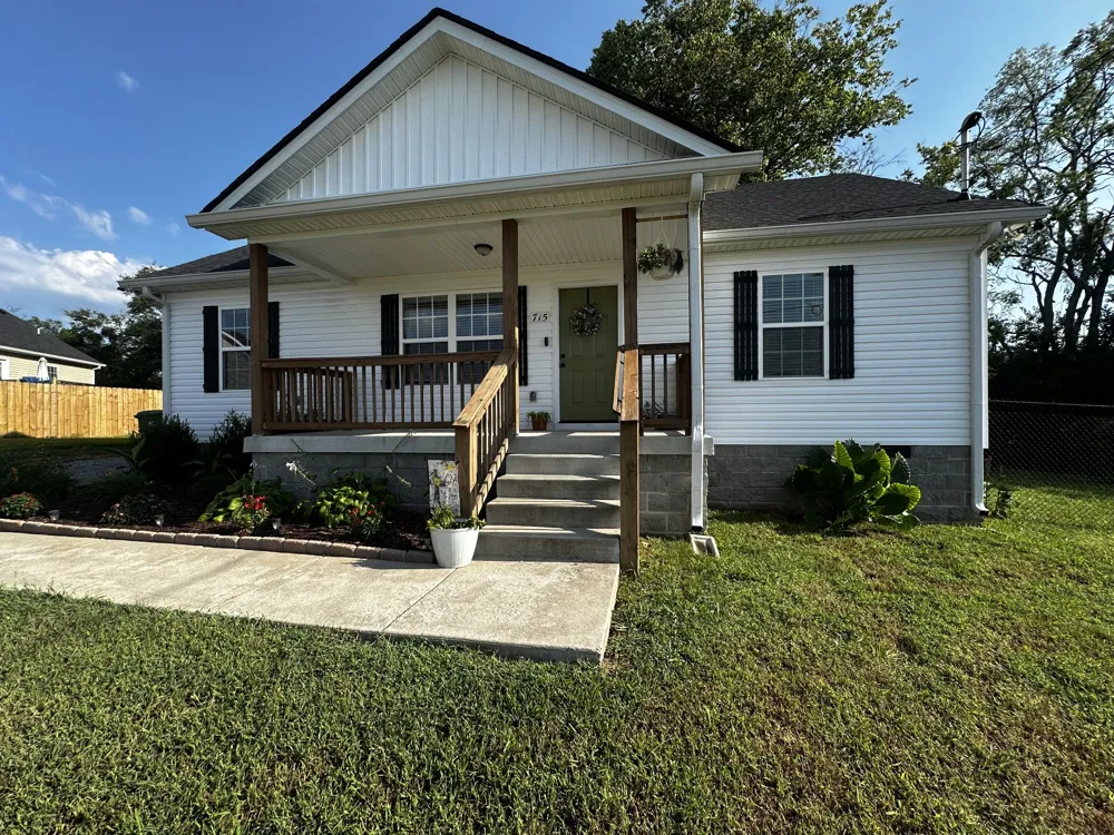 715 Caroline Ct Lewisburg, TN 37091