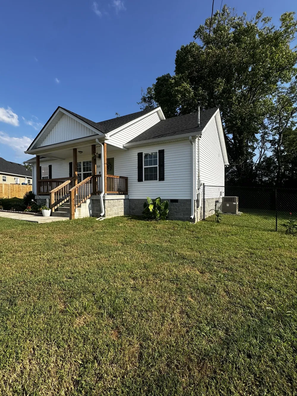 715 Caroline Ct Lewisburg, TN 37091
