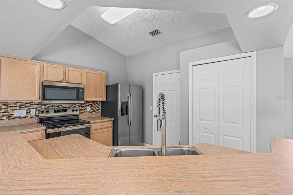 94 BIRD OF PARADISE DRIVE Palm Coast, FL 32137