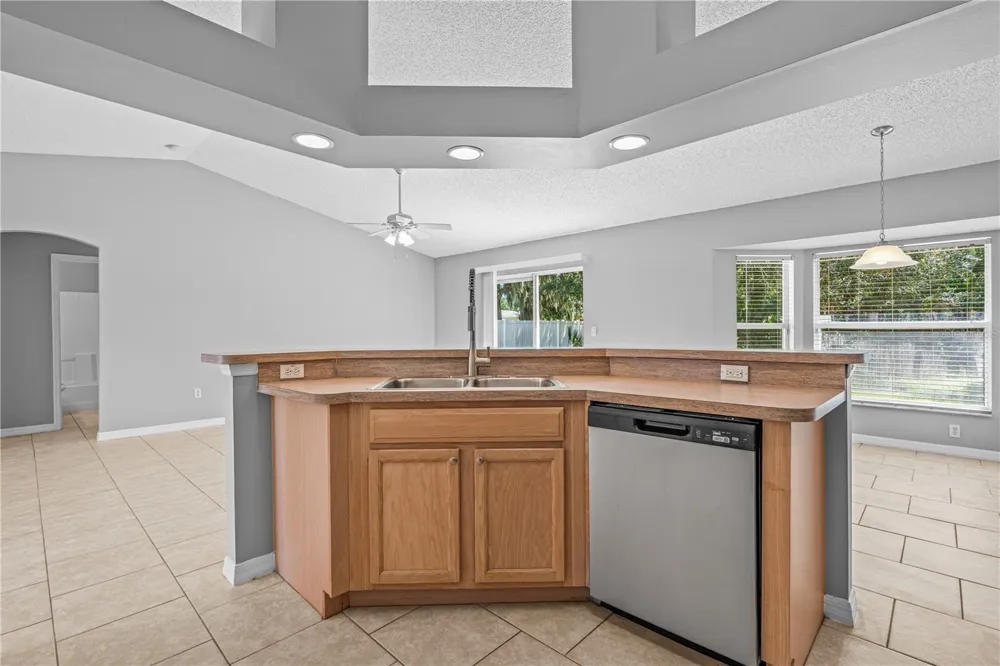 94 BIRD OF PARADISE DRIVE Palm Coast, FL 32137