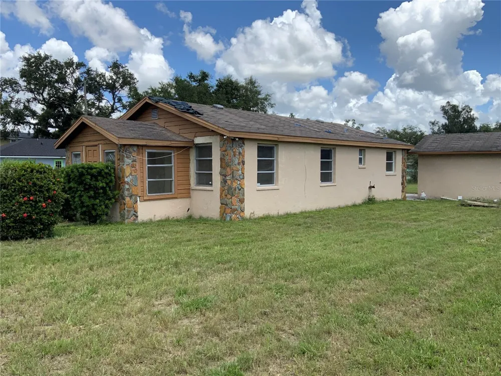 2118 1ST AVENUE E Palmetto, FL 34221