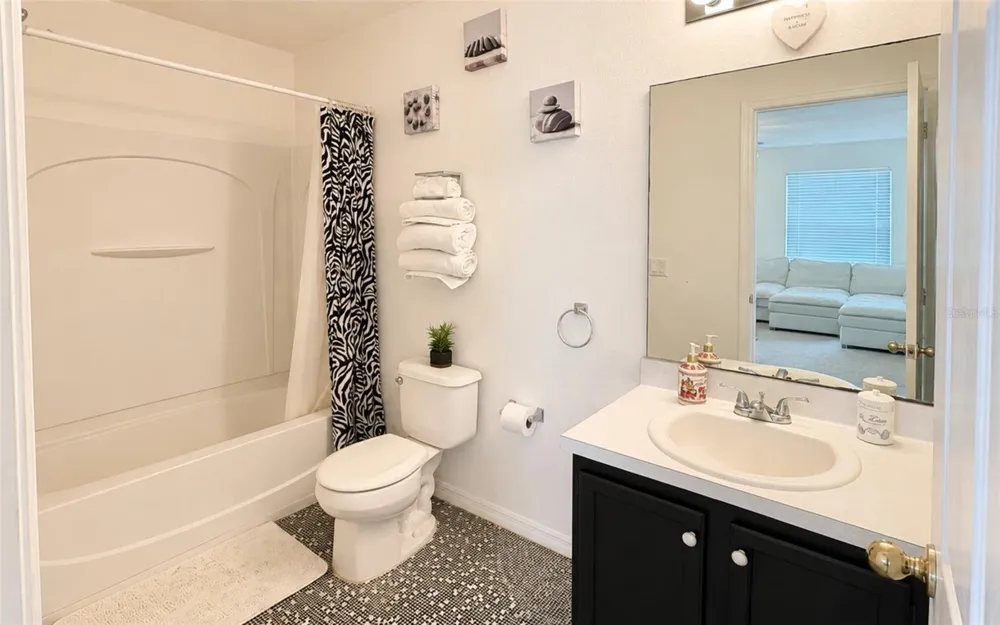 133 RONA LANE Davenport, FL 33897