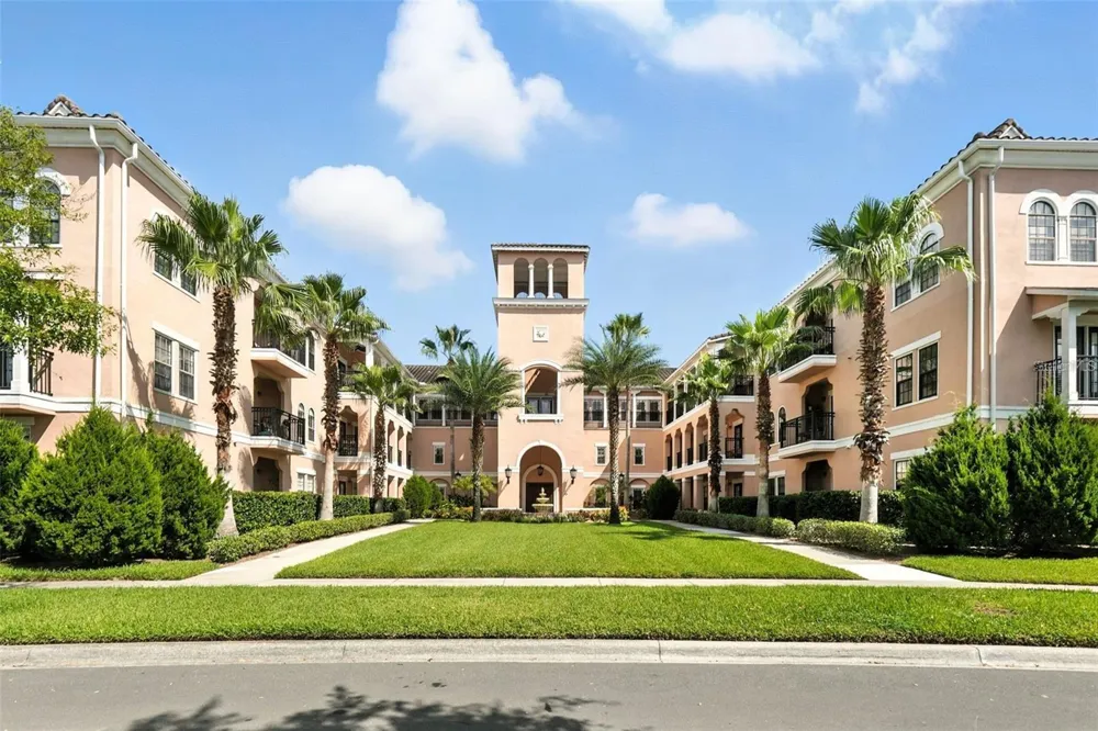211 LONGVIEW AVENUE #306 Celebration, FL 34747