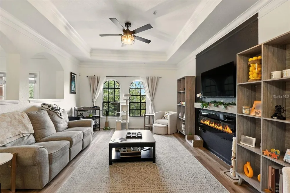211 LONGVIEW AVENUE #306 Celebration, FL 34747
