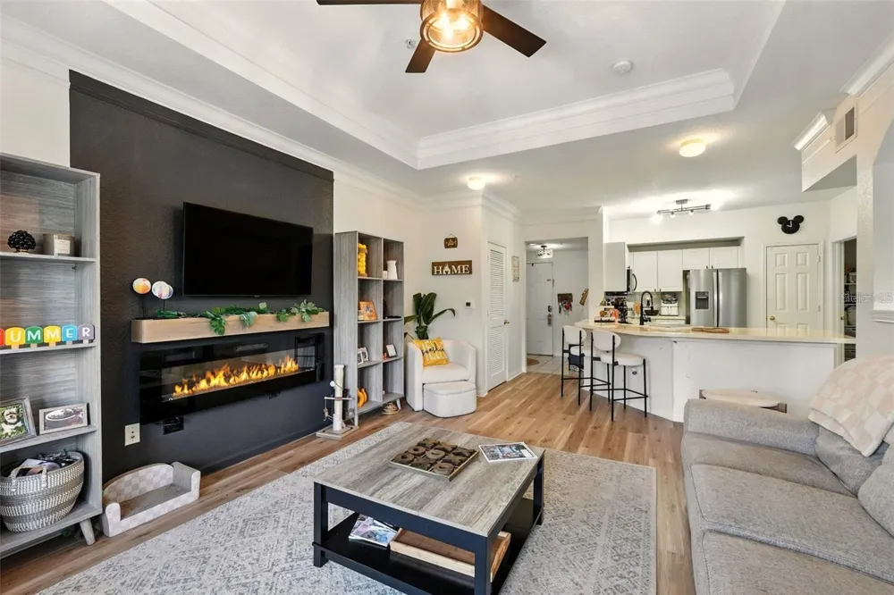211 LONGVIEW AVENUE #306 Celebration, FL 34747