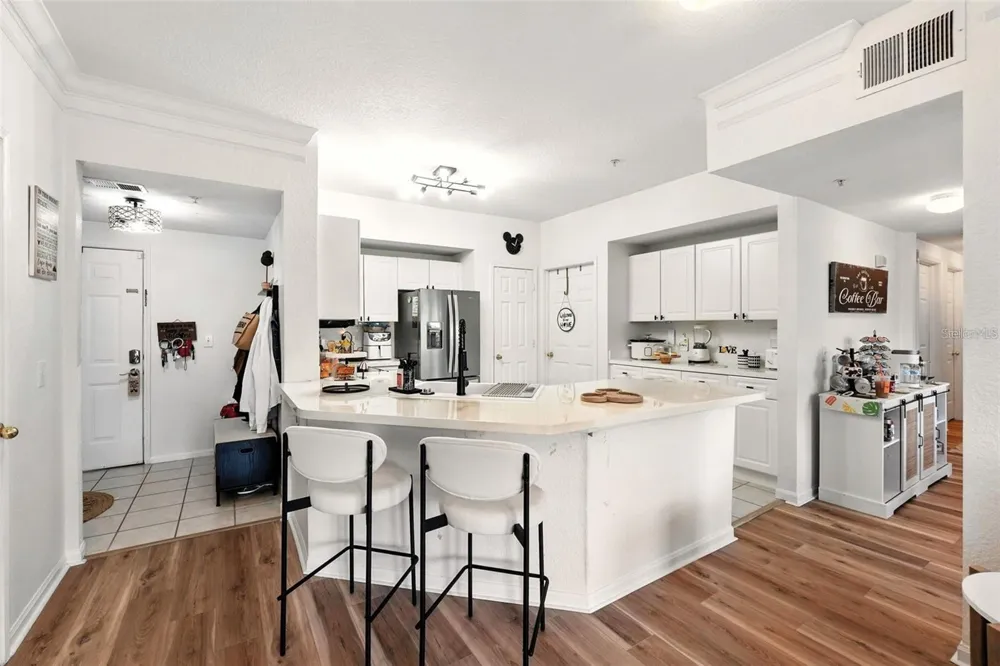211 LONGVIEW AVENUE #306 Celebration, FL 34747