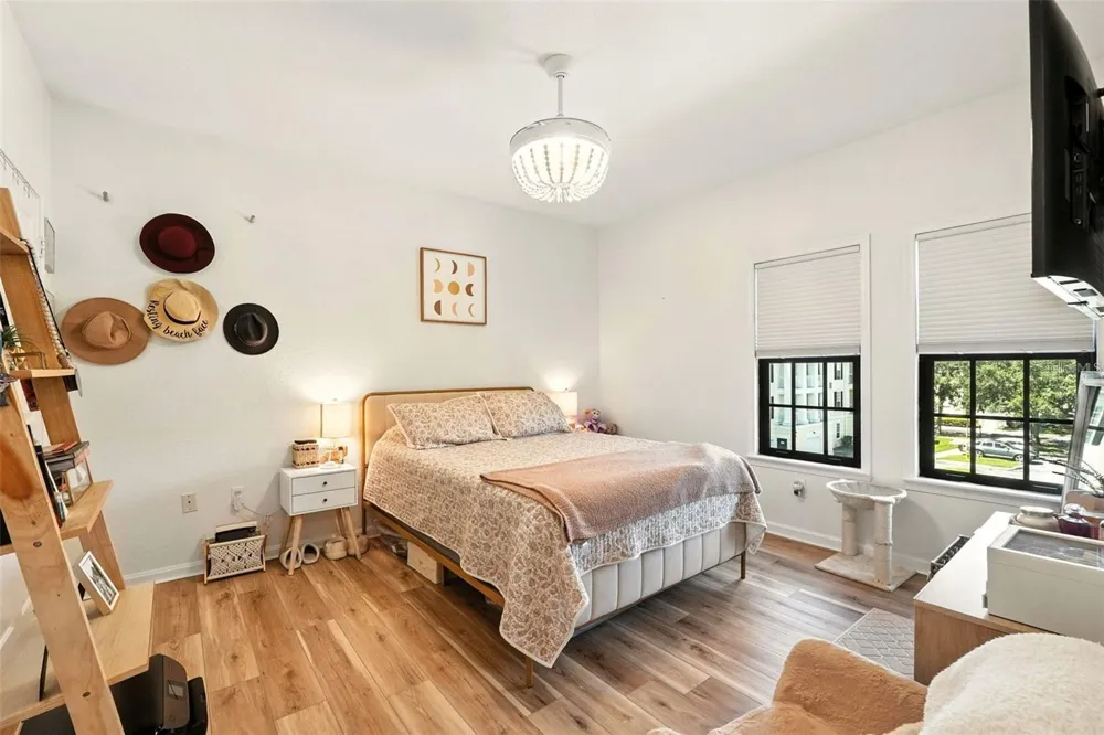 211 LONGVIEW AVENUE #306 Celebration, FL 34747