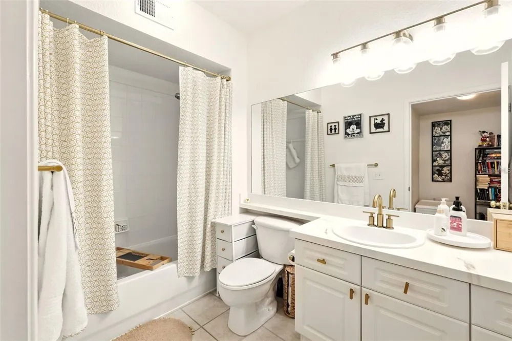 211 LONGVIEW AVENUE #306 Celebration, FL 34747