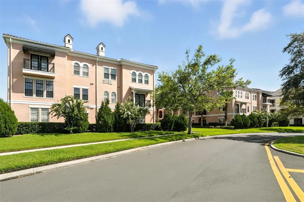 211 LONGVIEW AVENUE #306 Celebration, FL 34747